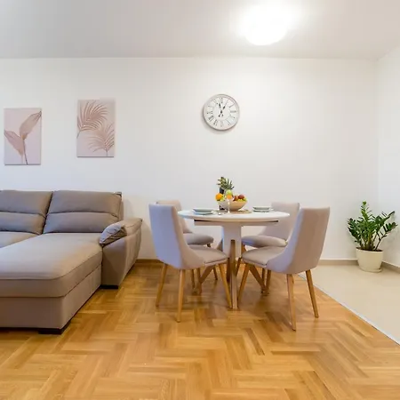 Meli Apartment Budva